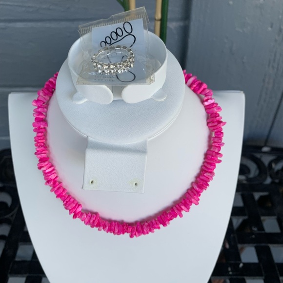 Hot Pink Necklace!  16",  Adorable, and ready for Summer! - Picture 3 of 6